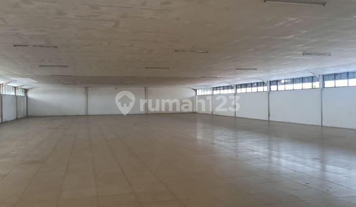 Gedung 3 Lantai & Tanah Luas (Hitung Tanah Saja) Strategis Mainroad Derwati Rancasari Bandung