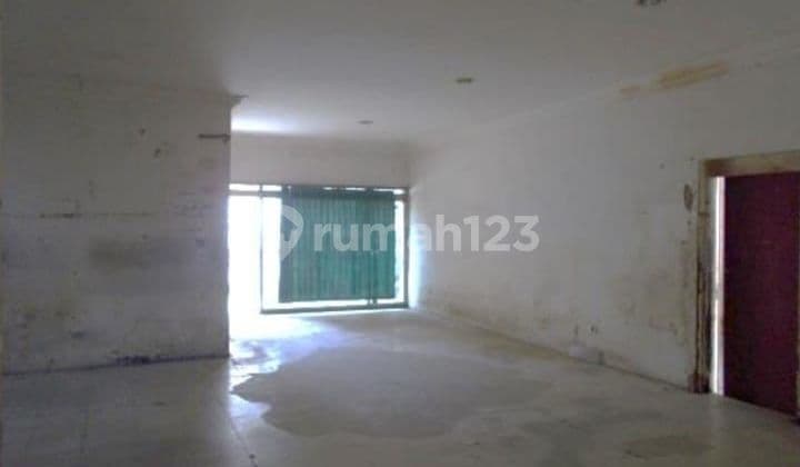 ✅ FOR SALE
Rumah Hitung Tanah Murah di bawah Pasaran & NJOP di Leuwisari Kebonlega Bojongloa Kidul Bandung
• Luas tanah 328 m²
• Luas bangunan 224 m²
• Kamar tidur 3
• Kamar mandi 1
• Unfurnished
• Listrik 2.200 vA
• Air Sumur
• Garasi 2 mobil
• Carpo