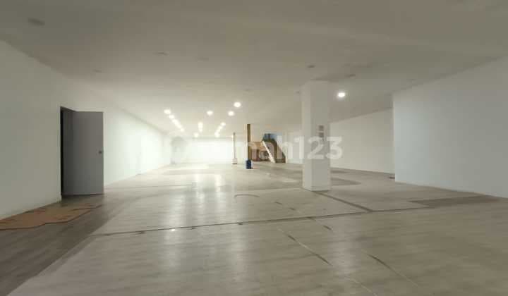 Ruko / Ruang Usaha 3 Lantai Luas Strategis Di Mainroad Pasirkaliki Kec Cicendo Bandung