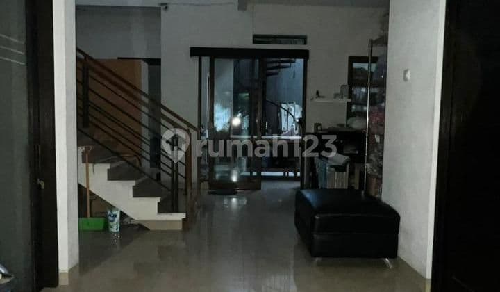 Rumah Strategis 2 Lantai di Komplek Istana Sudirman Regency Cijerah Kec Bandung Kulon