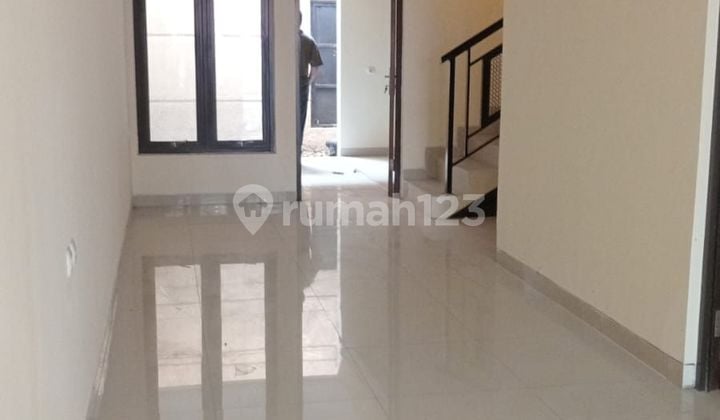 Rumah Minimalis Baru 3 Lantai Di Salendro Timur Gumuruh Turangga Kec Batununggal Bandung