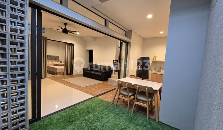 Rumah Cantik 2 Lantai Di Summarecon Cluster Flora Kec Gedebage Kota Bandung
