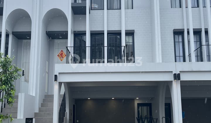 Rumah Aether Bsd 3 Lantai