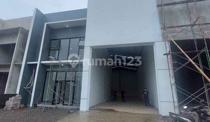 Disewakan Gudang 516 M2 Siap Pakai di Kawasan Industri Legok Blessindo