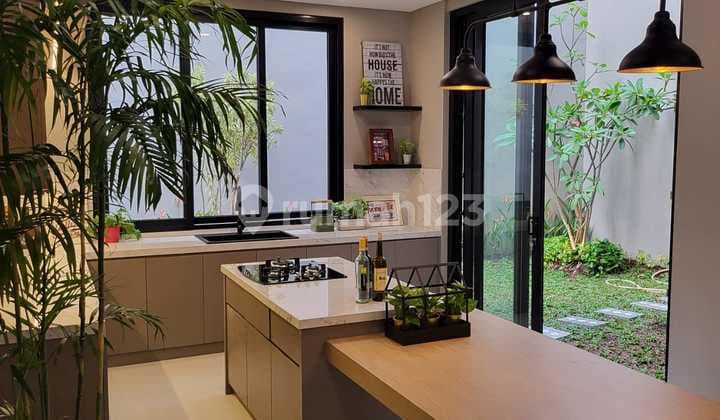 Jual Rumah Cantik Versailles BSD Brand New 200M2
