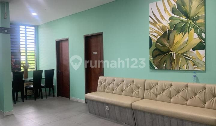 Rumah Usaha Siap Pakai Di Tengah Kota Surabaya