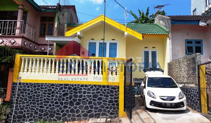Rumah Villa Dekat Wisata Paralayang Pujon, Harga Terjangkau