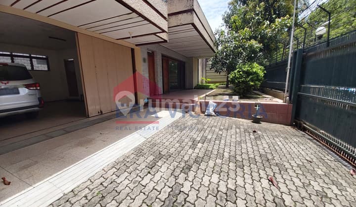 Rumah Layout Sangat Luas Kawasan Kampus Unmer 50m Ke Raya Dieng