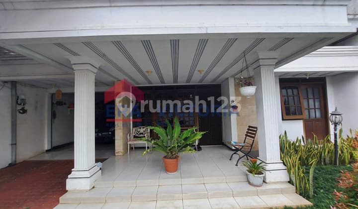 Rumah Kondisi Terawat Tengah Malang Kota Dekat Raya Borobudur