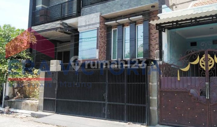 Rumah Semi Furnished Lokasi Perumahan dan Komersial Dekat Bandara
