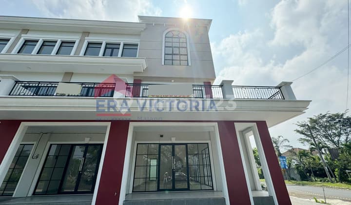 DISEWAKAN Ruko 3 Lantai Lokasi Area Tidar Cocok untuk Kuliner Malang
