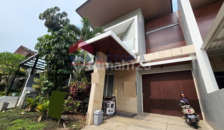 Comfortable & Secure Urban Residence Near Culinary Hub & Mall