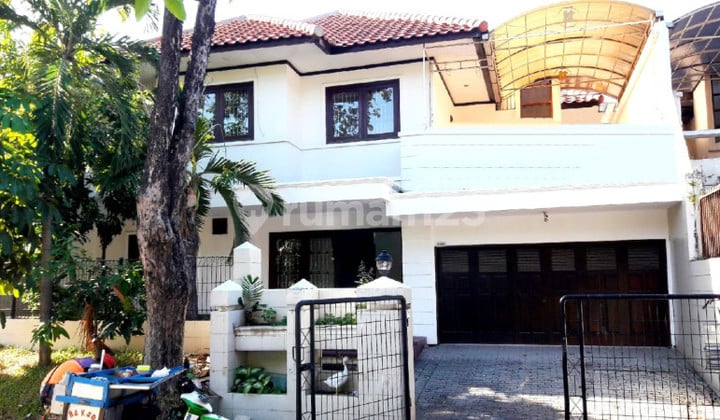 Rumah Hitung Tanah Graha Famili Dekat Citraland Pakuwon
