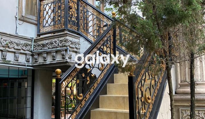 Rumah Mewah Sultan Hot Listing Pantai Mentari Kenjeran