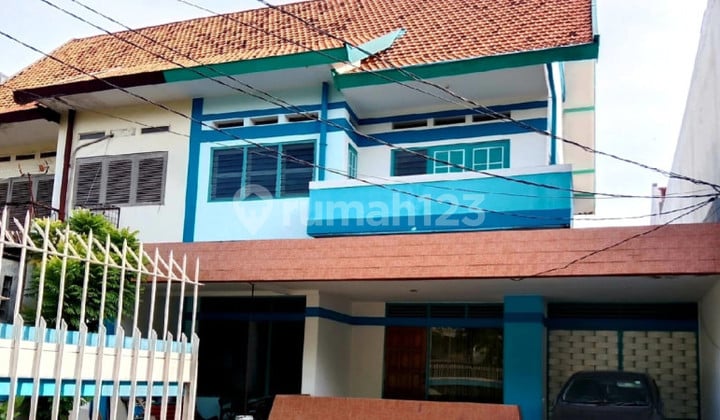 Rumah Usaha Jalan Comal Raya Darmo Pusat Kota