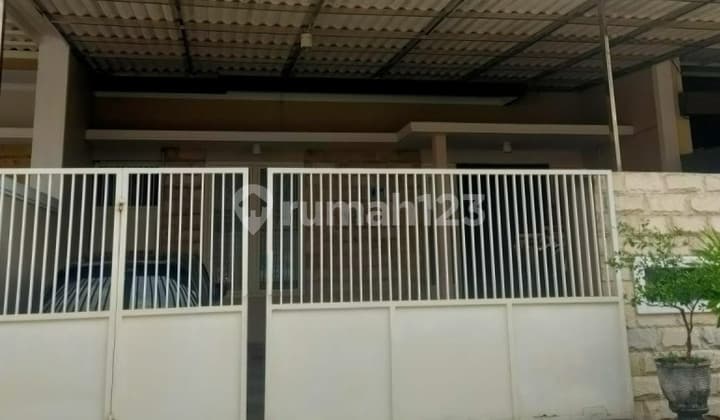 Rumah Manyar Tompotika Under Market Bu Hot Listing