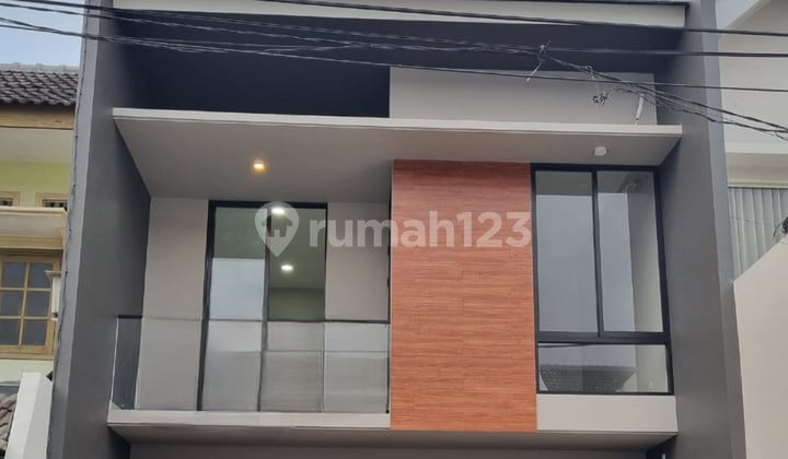 Rumah Babatan Pantai Utara Baru Gress Pakuwon City Rumah Babatan Pantai Utara Baru Gress Pakuwon City