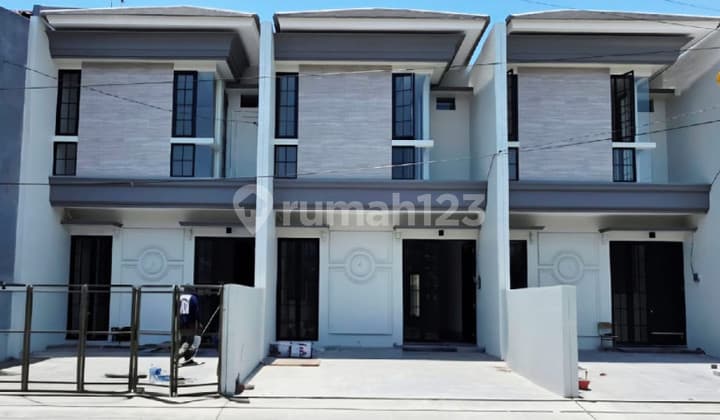 Rumah Baruk Barat Baru Gress Dekat Merr Pakuwon City