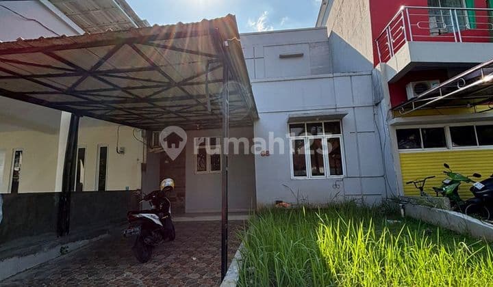 For rent, house on Jl Cemara 2