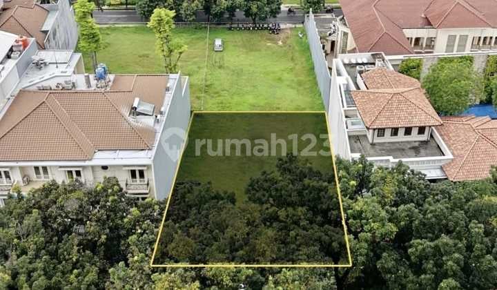 Tanah Kavling di Lokasi Premium Mega Kuningan, Area Bebas Banjir