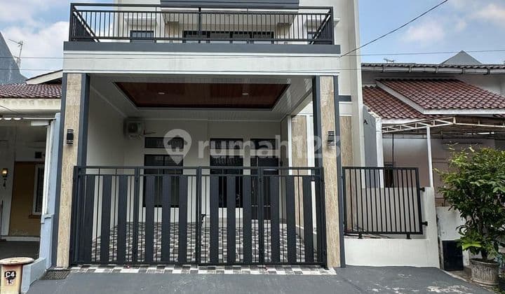 For Sale: Independent Villa Melati Mas Building in Tangsel