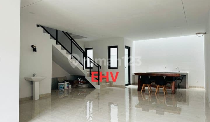 DIJUAL RUMAH SUTERA FLAMBOYAN, ALAM SUTERA, TANGERANG