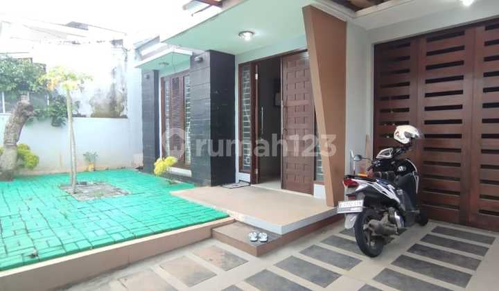 Dijual Rumah Bagus di Bukit Cirendeu, Tangerang Selatan. Cepat.
