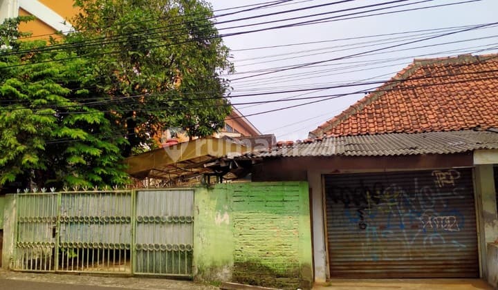 Rumah di Pondok Labu, Kelurahan Lama, Cilandak, Jakarta Selatan