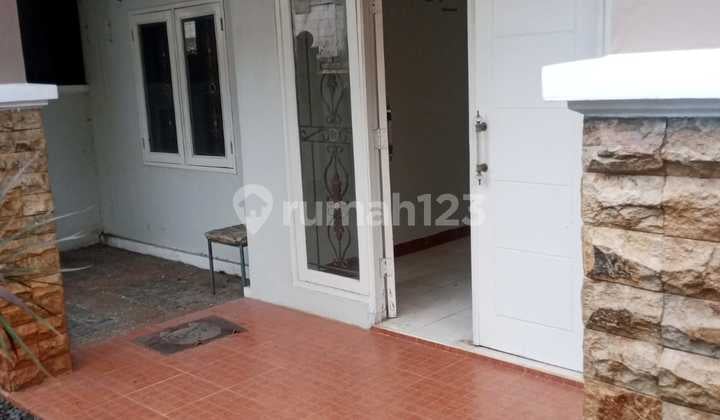 Rumah di Cinere, Taman Tiga Putra, Depok