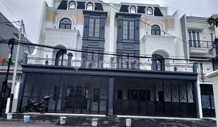 Rumah di Jagakarsa, Mountez Zouri Land, Jakarta Selatan
