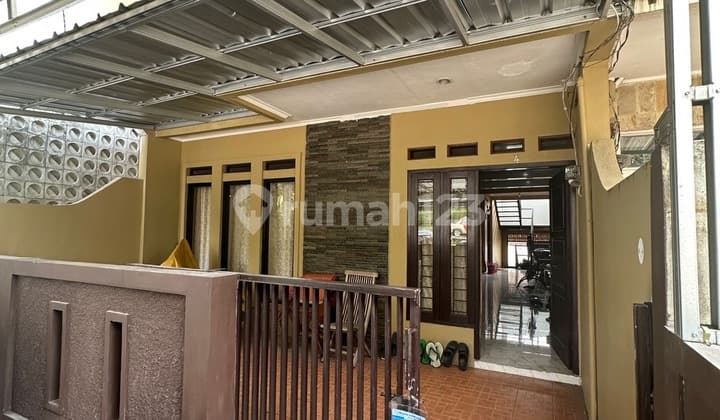 Rumah di Mega Cinere, Depok Lokasi Strategis
