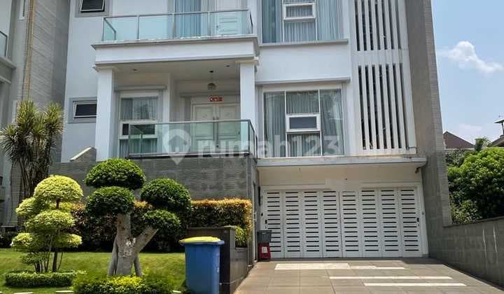 Nice Furnished SHM House at Pantai Indah Kapuk, North Jakarta