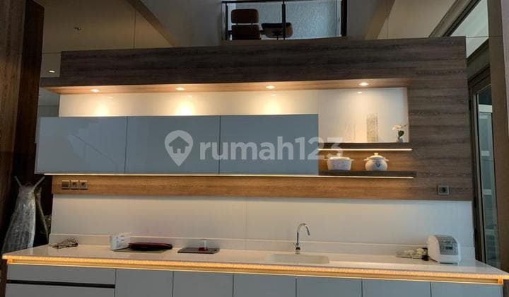 Disewakan Rumah 3 Lantai Baru Furnished di Pantai Indah Kapuk