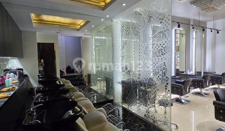 Luxury 4-Storey Furnished Beauty Salon Ready to Occupy Permata Hijau