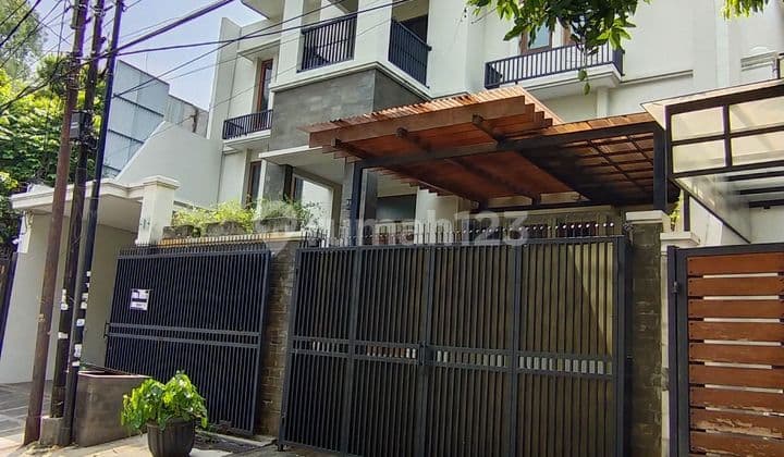 Modern Minimalist 2-Story House in Kebayoran Baru