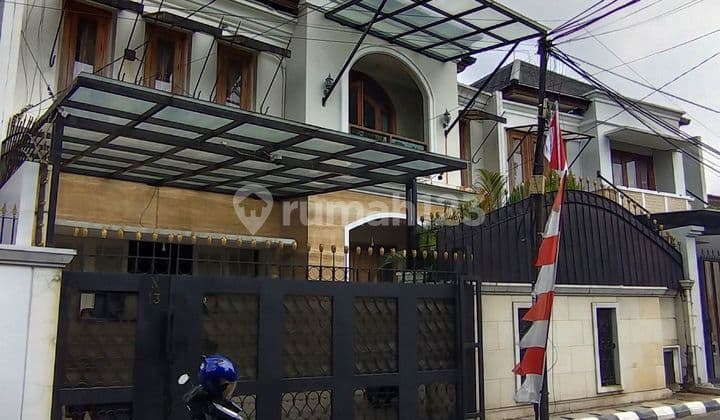 Rumah Cantik 2 Lantai Dekat Mrt Lebakbulus Di Lebak Bulus