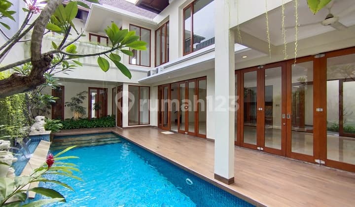 Rumah Modern Cantikk 2 Lantai Nuansa Resort Nyaman Asri Di Cipete