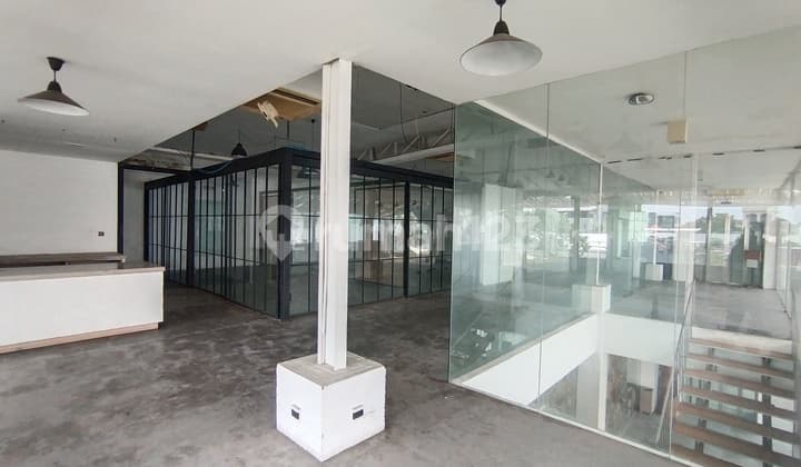 Mini Building Mewah 3 Lantai Ada Lift 5 Orang Di Kemang