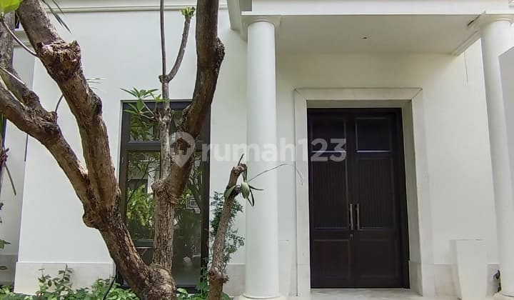 Townhouse Mewah Nuansa Resort 2 Lantai Nyaman Di Pejaten