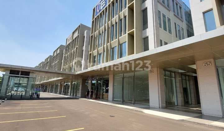 Ruko Mewah North Point NavaPark BSD - 4 Lantai, Lift Tiap Lantai