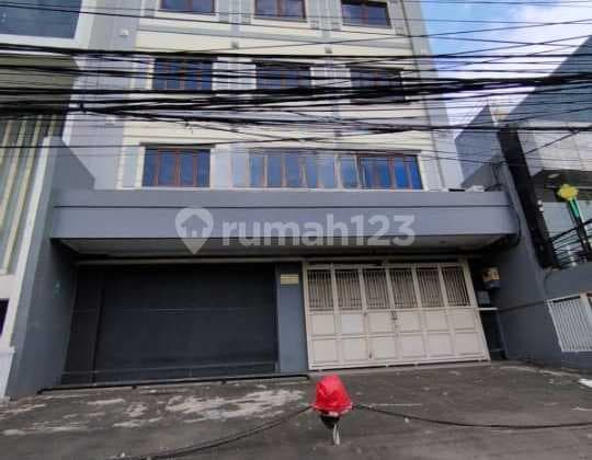 GEDUNG IKA MUARA KARANG