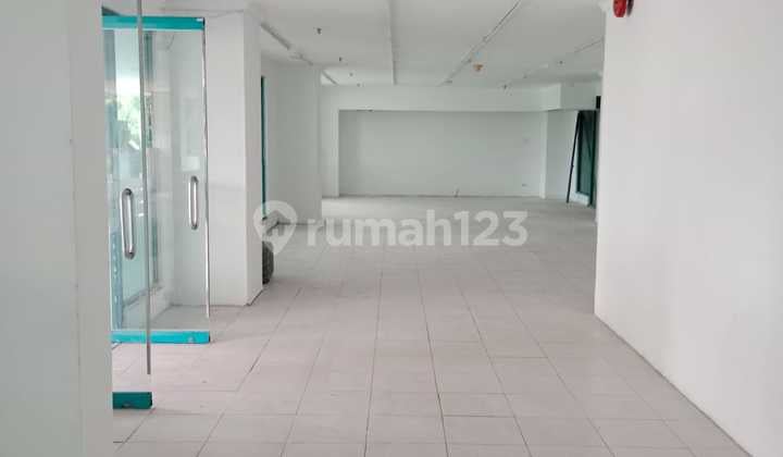 Ruangan Usaha di Apartemen Riverside Muara Karang Pluit Penjaringan Jakarta Utara