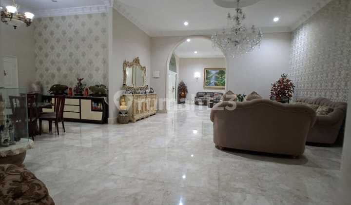 Rumah Mewah Elite Pik Damar Semi Furnish Jakarta Utara