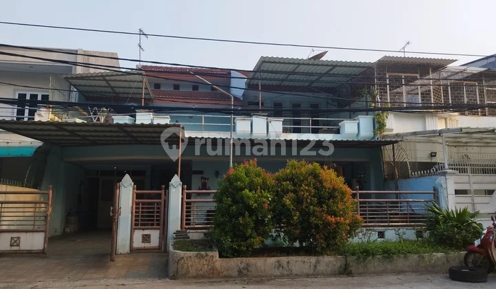 Rumah Hitung Tanah di Muara Karang Pluit Jakarta Utara