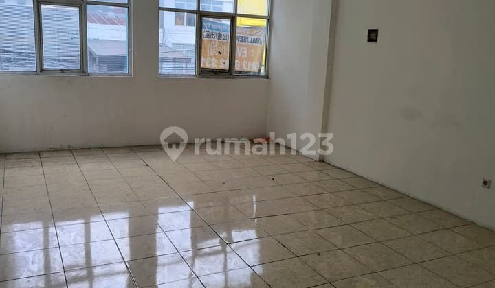 Ruko Muara Karang Jalan Raya Dekat Damas