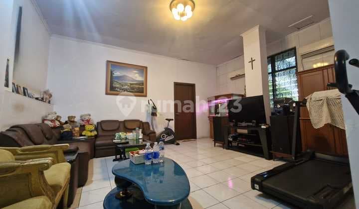 Ruko Hook di Jalan Raya Cideng Petojo Gambir Jakarta Pusat Harga Dibawah NJOP Bu