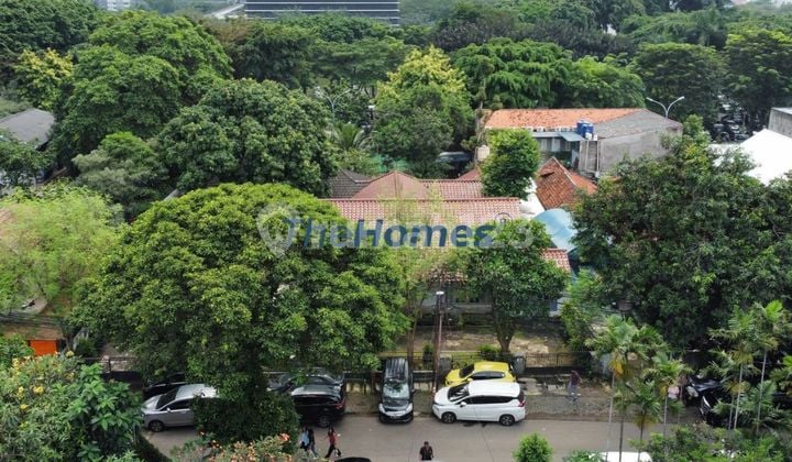 Rumah Dilokasi Strategis Scbd, Lt 1420m2