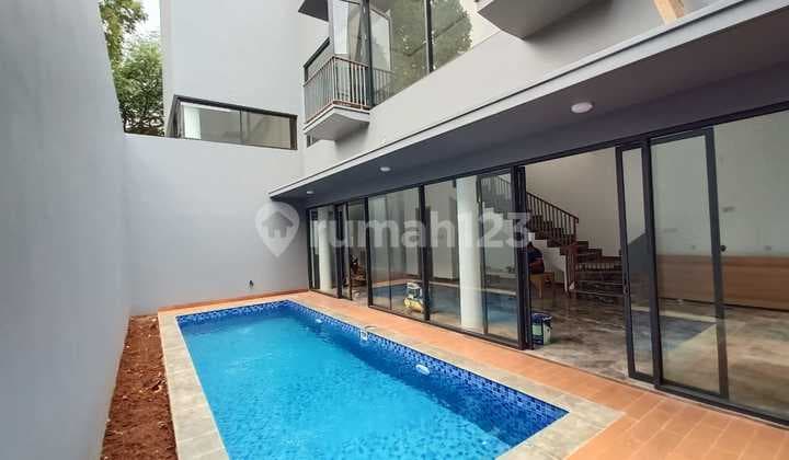 Taman Wijaya Kusuma, Modern Minimalist House At Cilandak