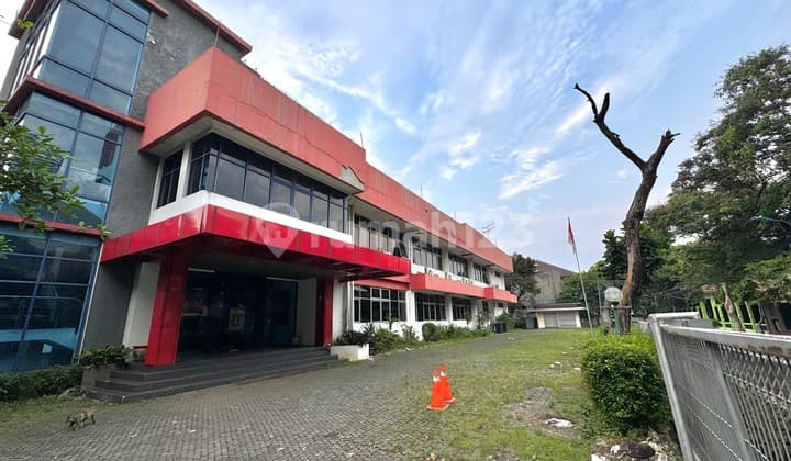 Gedung kantor di kalibata 3 lantai, di kalibata timur
