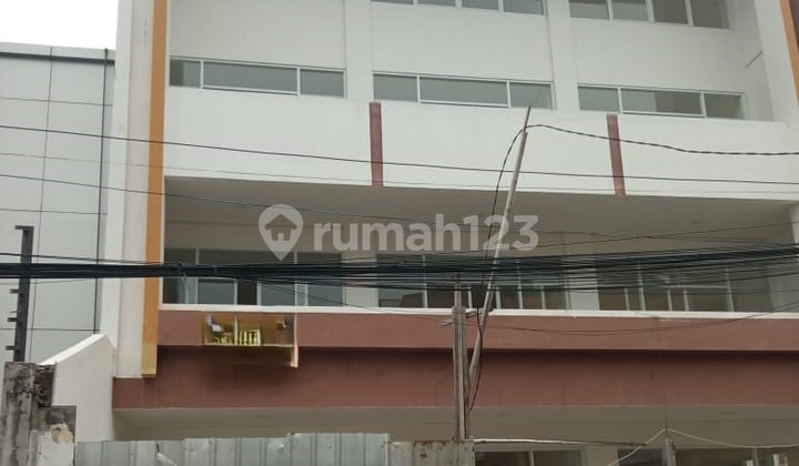 Ruko 4 Lantai di Tebet Barat Akses Jalan Utama Ruko 4 Lantai di Tebet Barat Akses Jalan Utama
